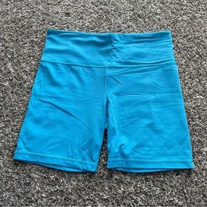 Athleta Ultra High Rise Elation 7” Short